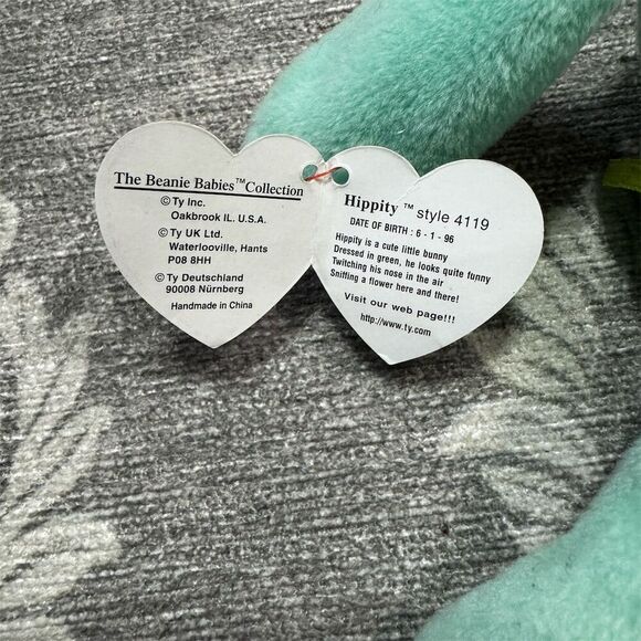 TY Beanie Baby Hippity the Green Bunny 1996 Plush Toy - Picture 8 of 10